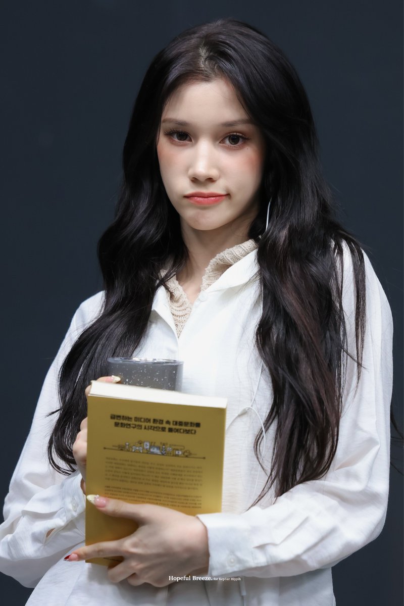 Hopeful Breeze. tweet media