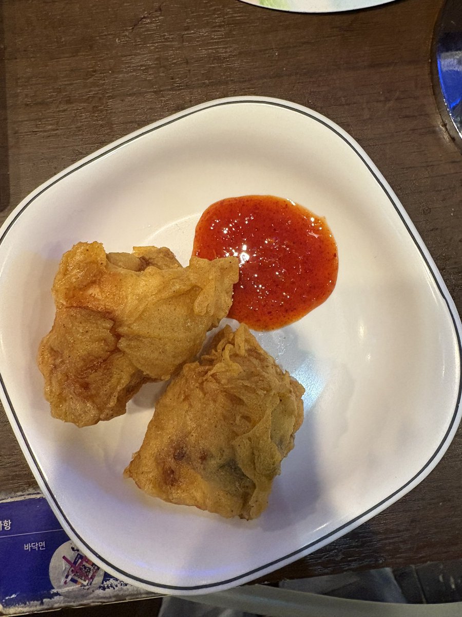 치킨집에서 알바하면 치킨을 줘요