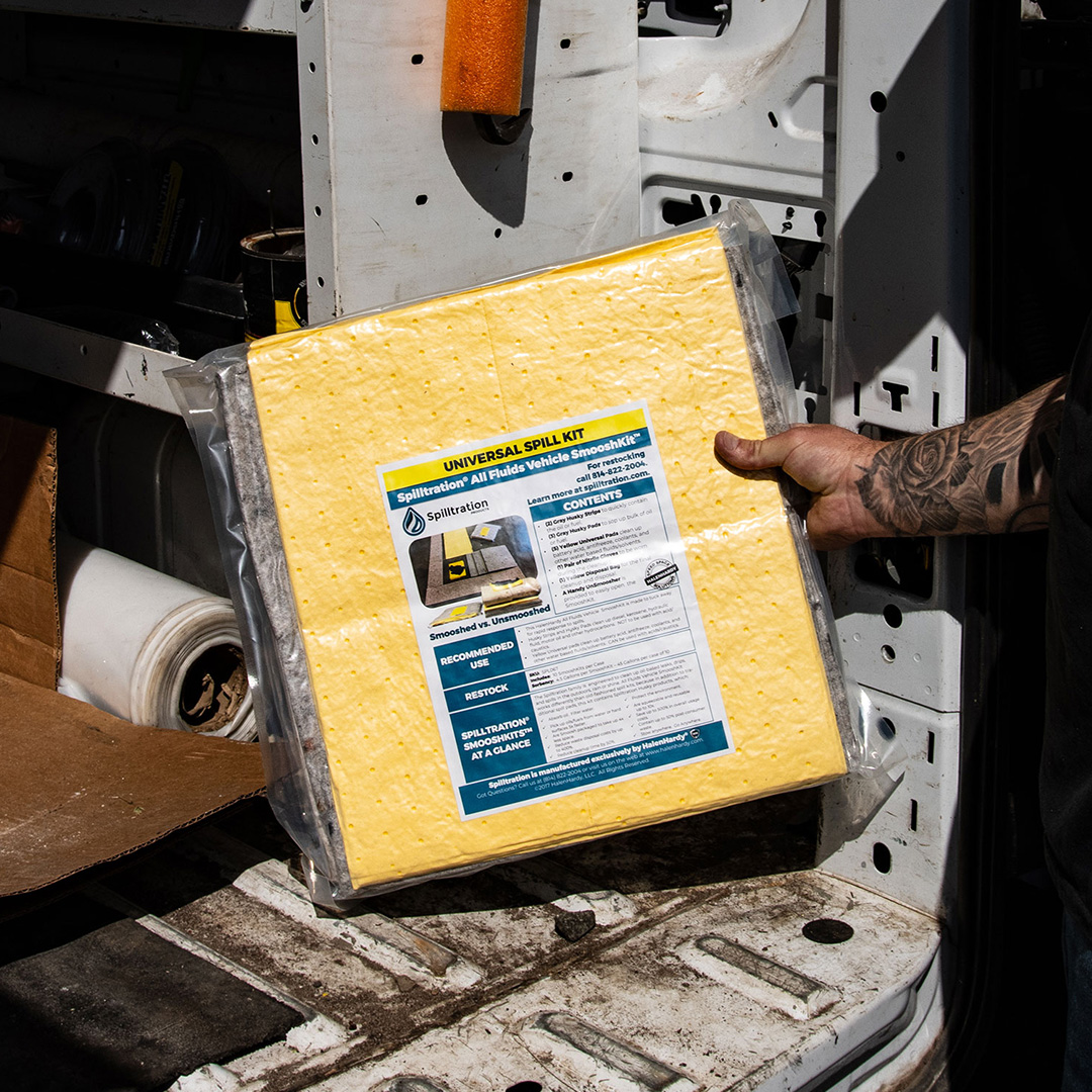 HalenHardy's tweet photo. Our universal spill kit tackles oil, fuel, antifreeze, solvents, acids, and caustics. Absorbs up to 4.5 gallons per kit (45 gallons per case).

✅ Compact: Smoosh-packed to take up to 4x less space
✅ Eco-friendly: Spilltration® absorbents made from recycled fibers
✅ Sustainable: Higher absorbency helps reduce waste by up to 70%

Built for fleet vehicles, trucks, and equipment.

SPL067: Spilltration® All-Fluids Spill SmooshKit®
https://t.co/ygWVP2yS7W

#Spilltration #SpillKit #SpillResponse #UniversalSpillKit