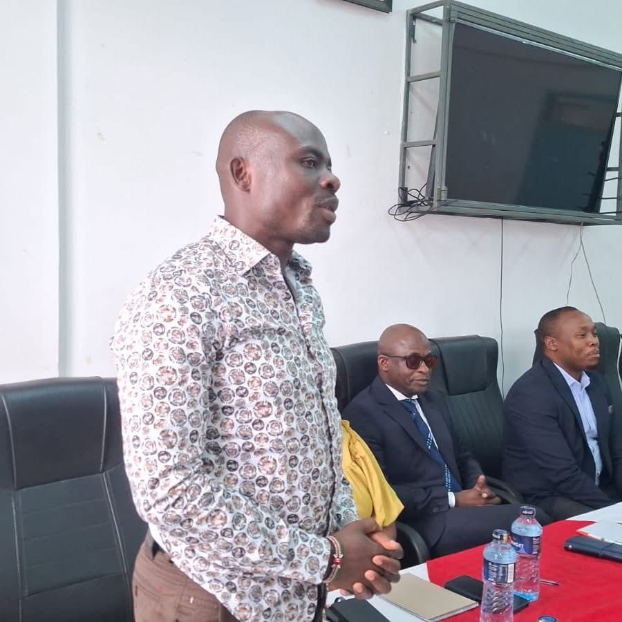 "Hao wa surgery wasijali, mimi na team yangu  tuko na visu"