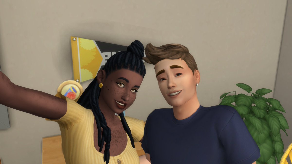 NhimSim's tweet photo. @HalloweenSims By now she's an old lady in my game - a spare, but yes - she was very cute as a toddler

As a teen she met this guy and fell in love - lived happily ever after https://t.co/hWZJALMFm0