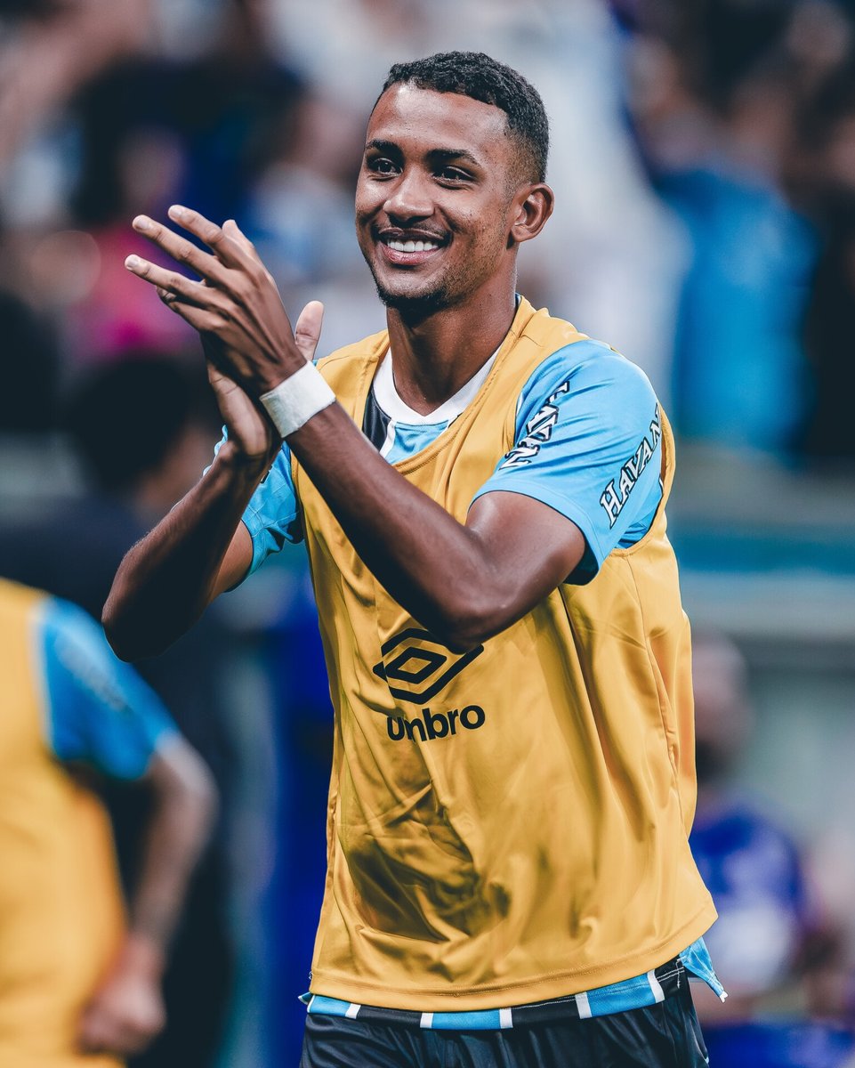 Após apresentar duas propostas, o Goztepe, da Turquia, segue interessado no centroavante André Henrique.

Uma negociação na janela de julho não pode ser descartada.

🗞 <a href="/eduardogabardo/">Eduardo Gabardo</a> 
📸 Giancarlo Santorum