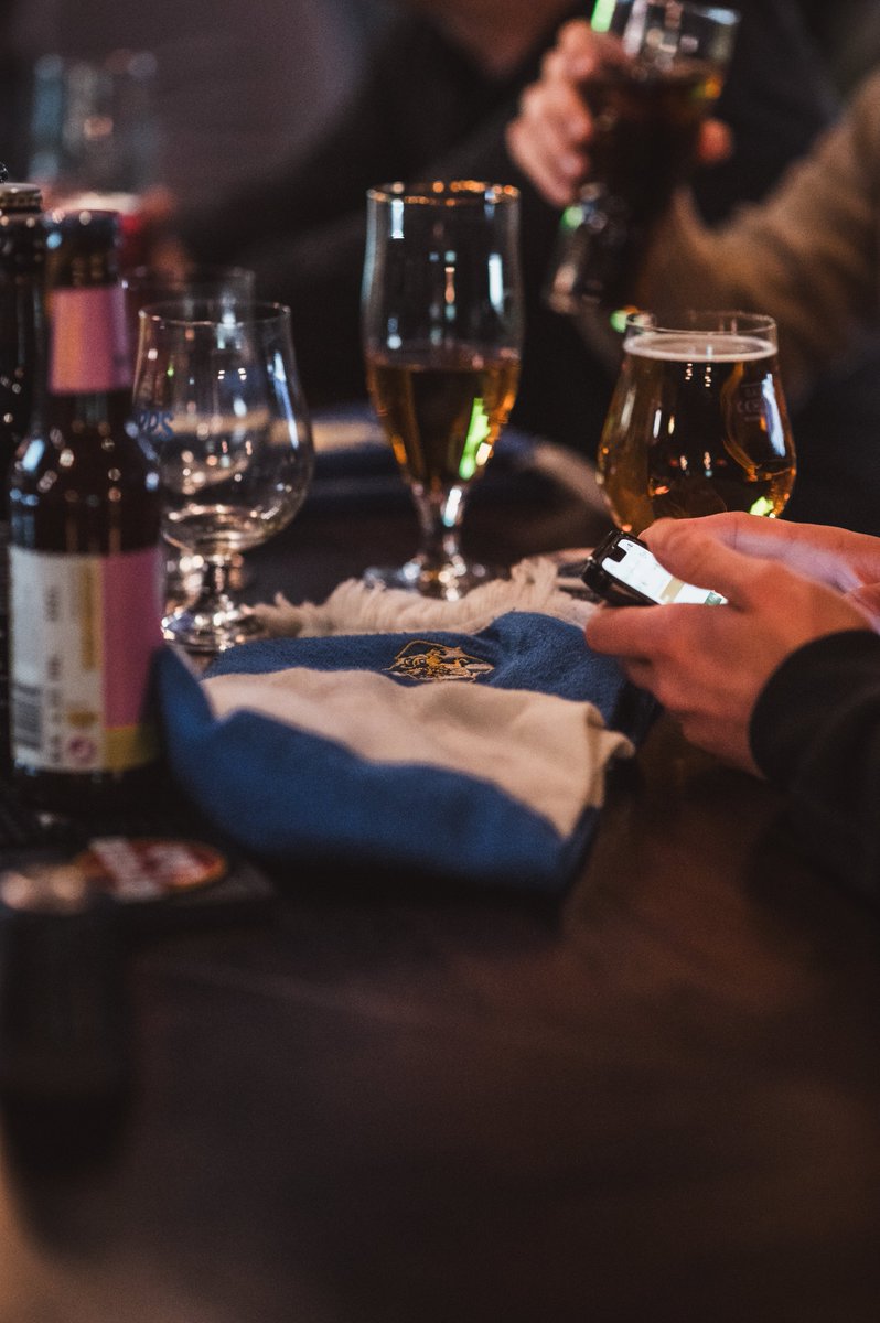 olivedalgbg's tweet photo. Se kvällens match Kalmar - #IFKGBG i gött sällskap på Restaurang Olivedal!

Det blåvita restaurangvalet. 
https://t.co/rcMbYOGl7V https://t.co/oAq6OHsYE4