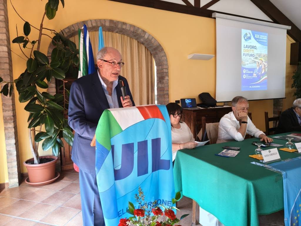 UilPiemonte's tweet photo. LAVORO, DIRITTI, FUTURO. COSTRUIAMO INSIEME UN DOMANI PIU' GIUSTO E SOSTENIBILE
Si è svolto oggi il XIX Congresso della CST UIL di Alessandria. Claudio Bonzani è stato confermato alla guida dell'organizzazione.
Il Segretario Generale UIL Piemonte Gianni Cortese ha chiuso i lavori https://t.co/kJ76hHdXfC