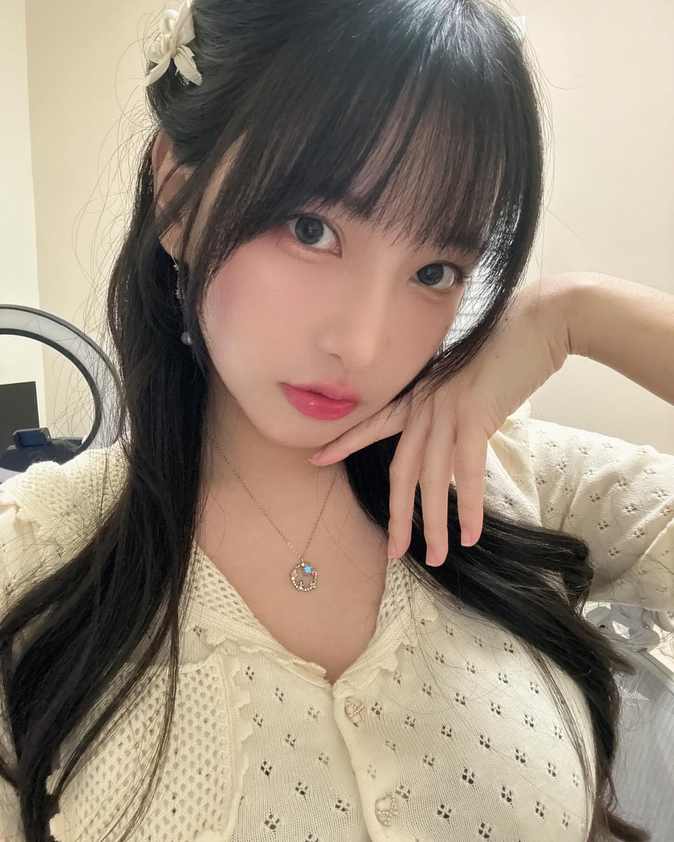 Fdkdjufye's tweet photo. 哥哥说想不戴t做一次  他不会射里面的，结果还是🐍里面了  他说没忍住。。。。我想知道这是故意的吗？？ #香港 #HongKong #香港約炮 #香港按摩 #ptgf #香港線下 https://t.co/iiZwpFBC1t