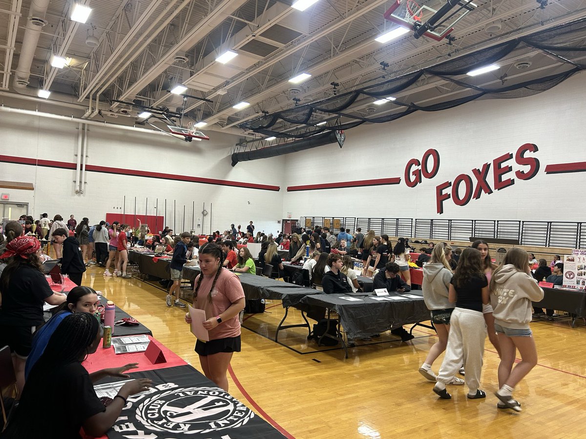 Yorkville Foxes tweet media