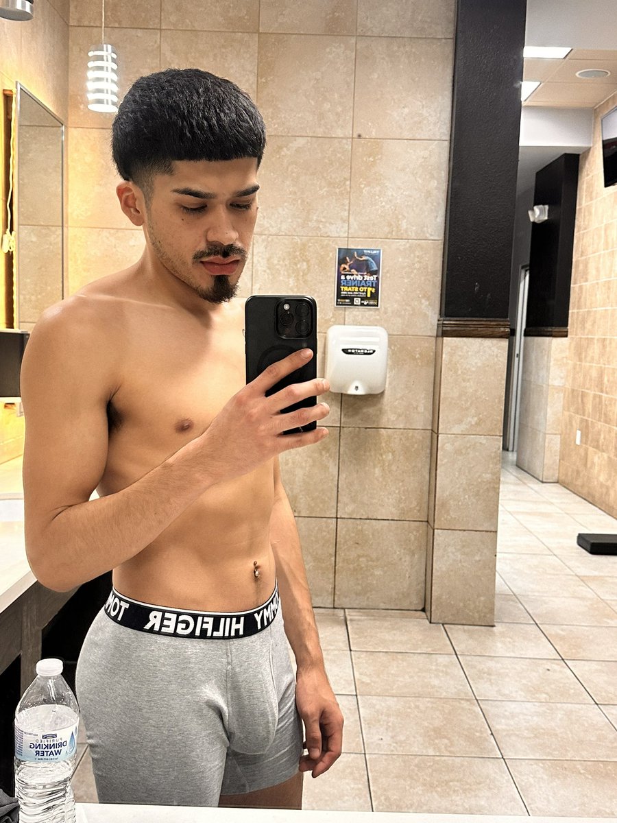 sant1tx's tweet image. Need me a gym partner asap😮‍💨 #bi #mlm #satx #rt