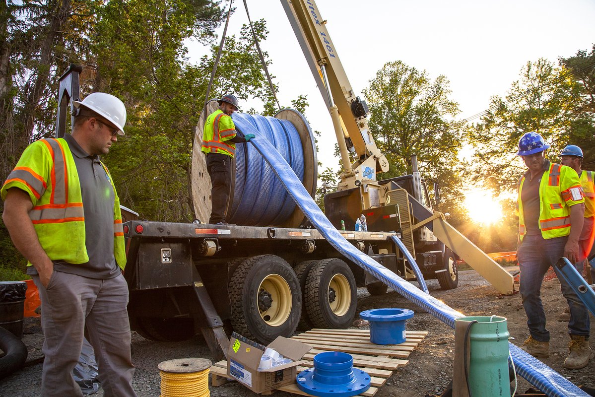 TrenchlessTech's tweet image. Join us for an insightful webinar on Flexible Fabric-Reinforced Pipe (FFRP) for Pressure Pipe Rehabilitation! 💧🛠️ 
 
📅 Date: Thursday, May 14th 
⏰ Time: 2 PM ET 

Register here: goto.webcasts.com/starthere.jsp?…

#Webinar #FFRP #Engineering #PipeRelining #AssetManagement #Infrastructure