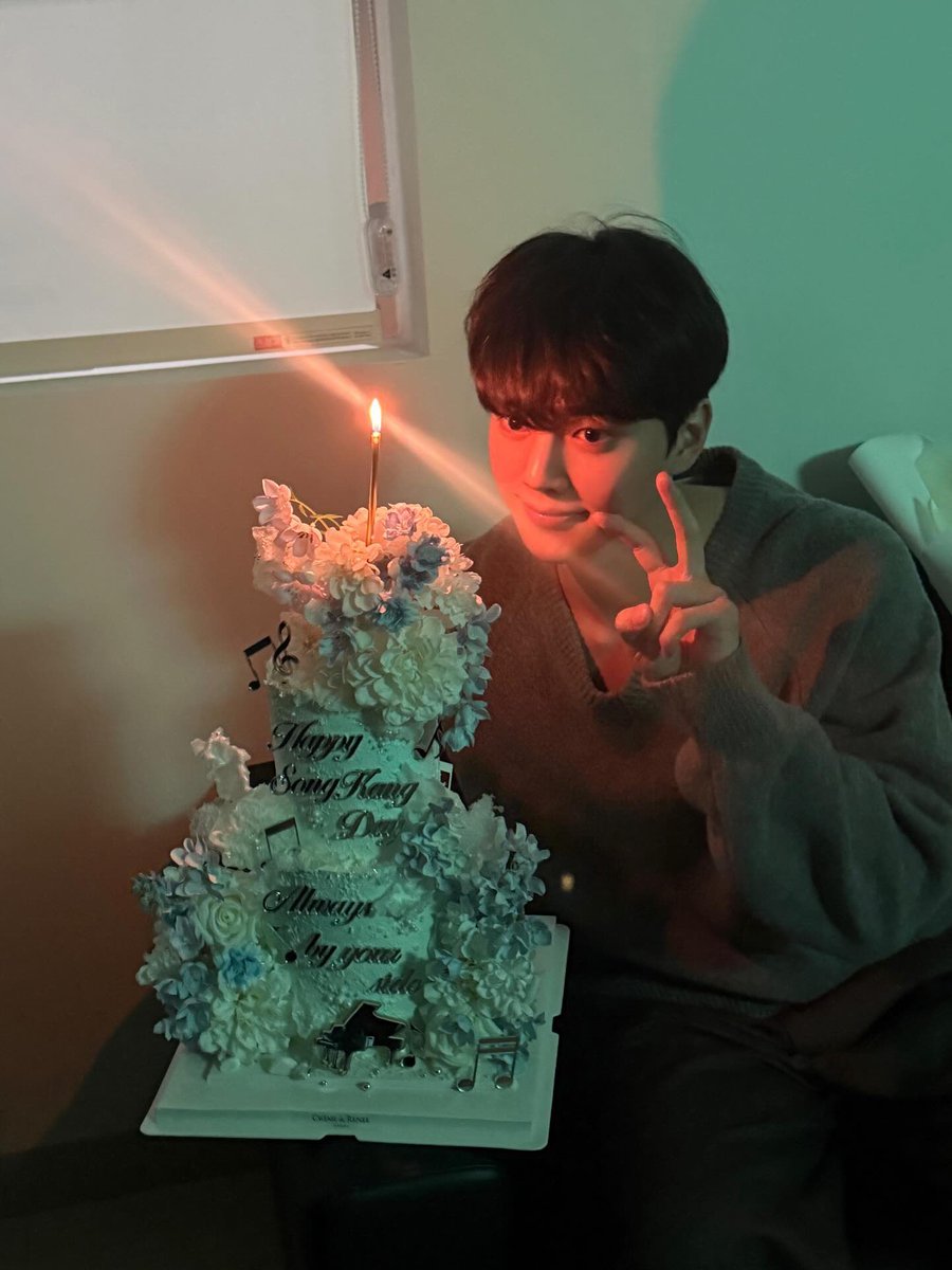 forskg's tweet photo. 260423 songkang_b IG Update 

‘A Happy Day 🎂’ 

#Our32ndSpringWithSongKang

🔗 https://t.co/jX7hJZ3LYS https://t.co/Ez1585bPYt