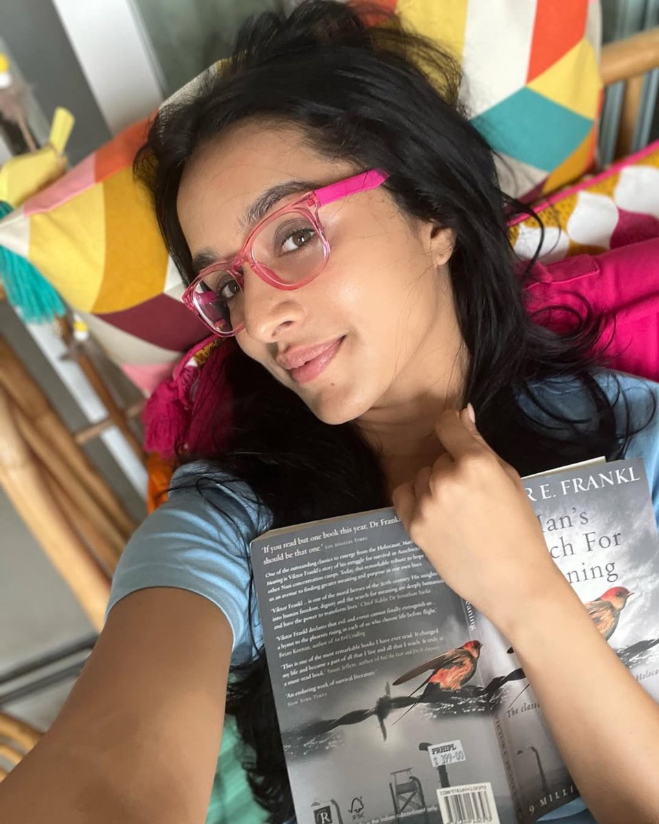 IIFA's tweet image. Swipe through to see the B-town bookworms who love to read as much as they love to act! #WorldBookDay

#IIFA #Bollywood #BollywoodCelebs