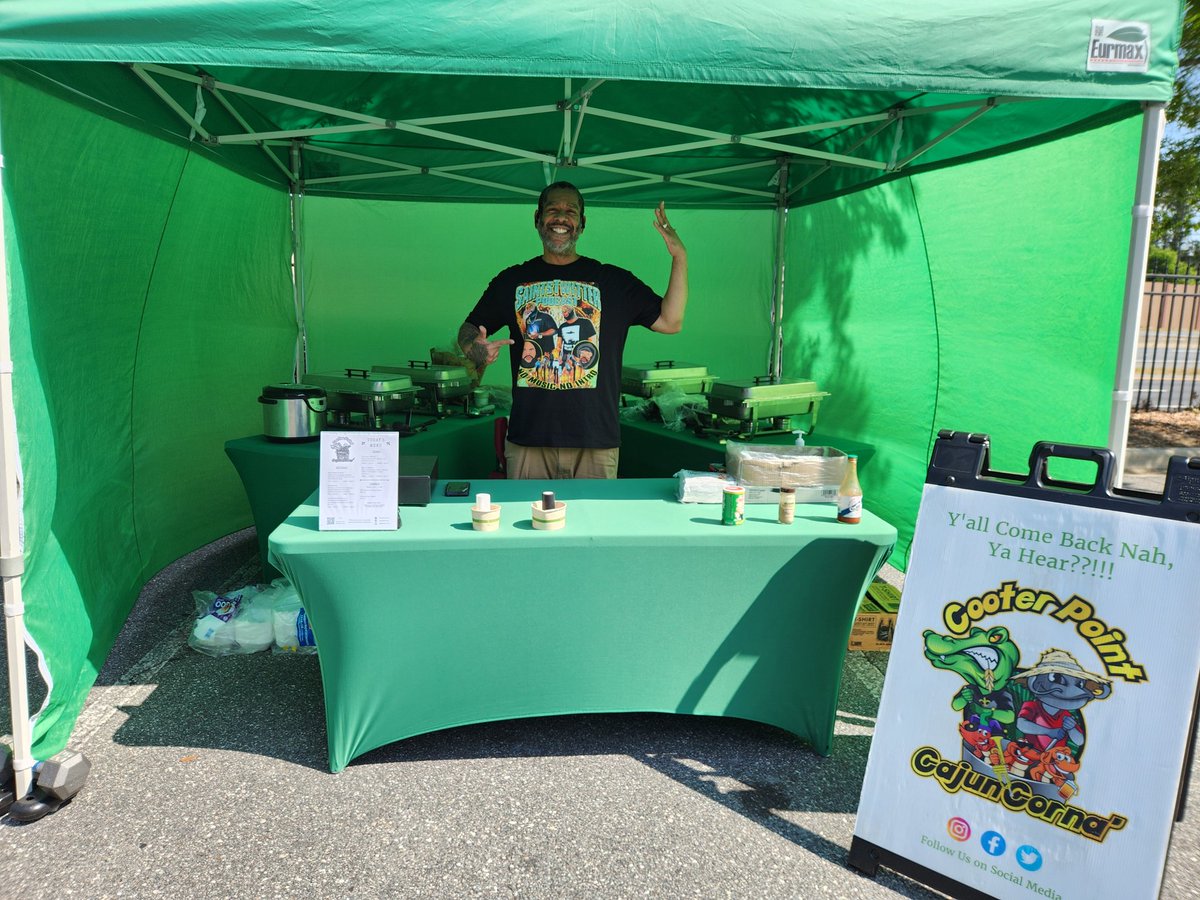 CooterPoint's tweet photo. Hey d'ere! HAPPY DRAFT DAY, BAY-BEY! 🏈

For our Saints fans out there, if you're looking for some of the best Saints coverage &amp; great insider information,  like/follow and listen to tha @SaintsBlockPod podcast.

We're serving at TMH East today until 2pm. WHO DAT?!?! ⚜️⚜️⚜️ https://t.co/rdnLT4i8Tw