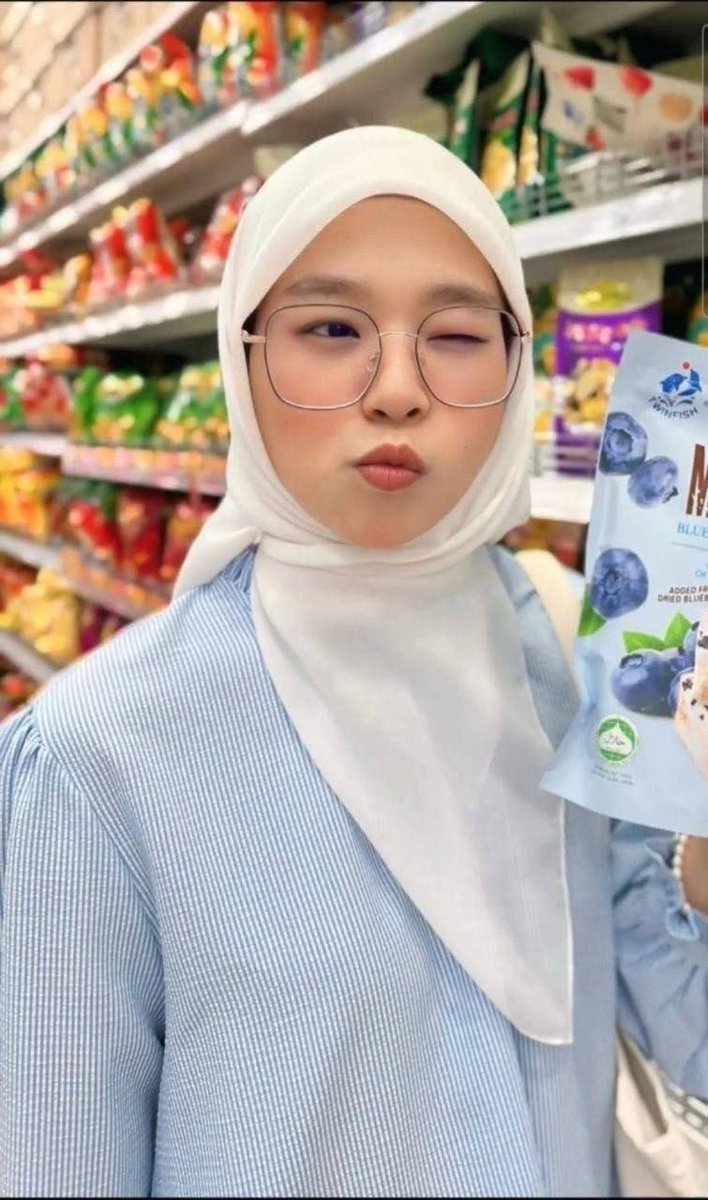 artremist2 tweet media