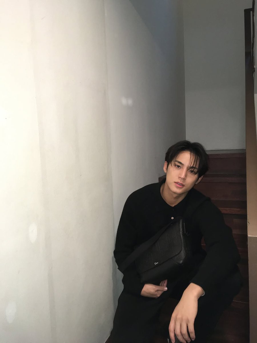 imposibleng walang jowa to bro 🫠