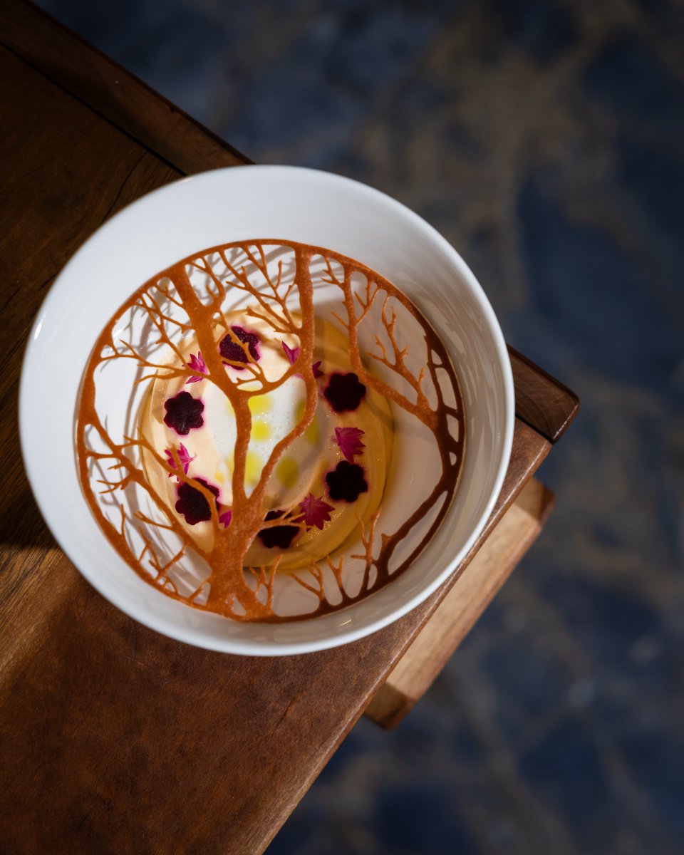 ishtiahtx's tweet photo. #Beets at #Ishtia #Choctaw restaurant in #Kemah by Chef David Skinner. Thu-Sat 18 seats only. Join the #waitlist at https://t.co/DW5fxRYFS4 https://t.co/HmKdi0Gmoa