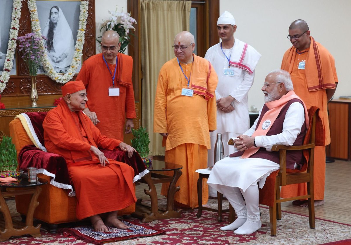 Narendra Modi tweet media