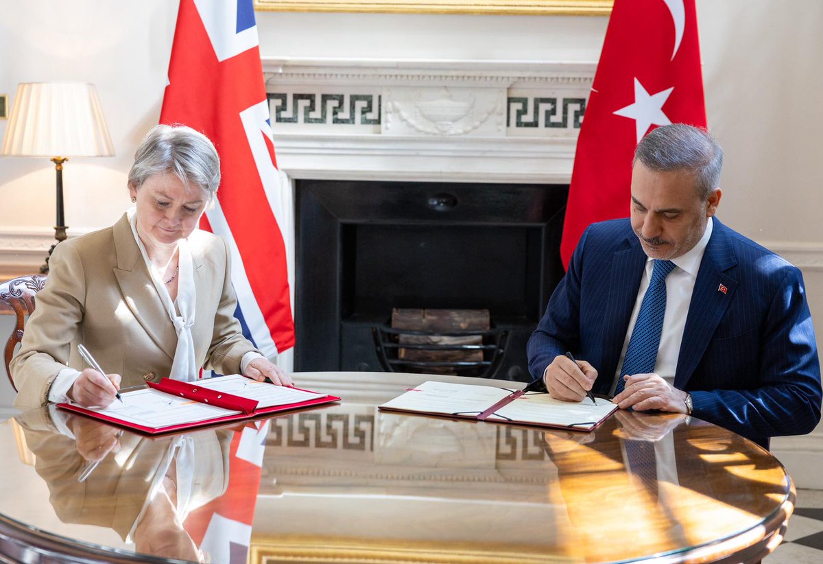 trtworld's tweet photo. Turkish Foreign Minister Hakan Fidan and his British counterpart Yvette Cooper sign the Strategic Partnership Framework Document between Türkiye and the UK during their meeting in London https://t.co/K7e39V6dkl