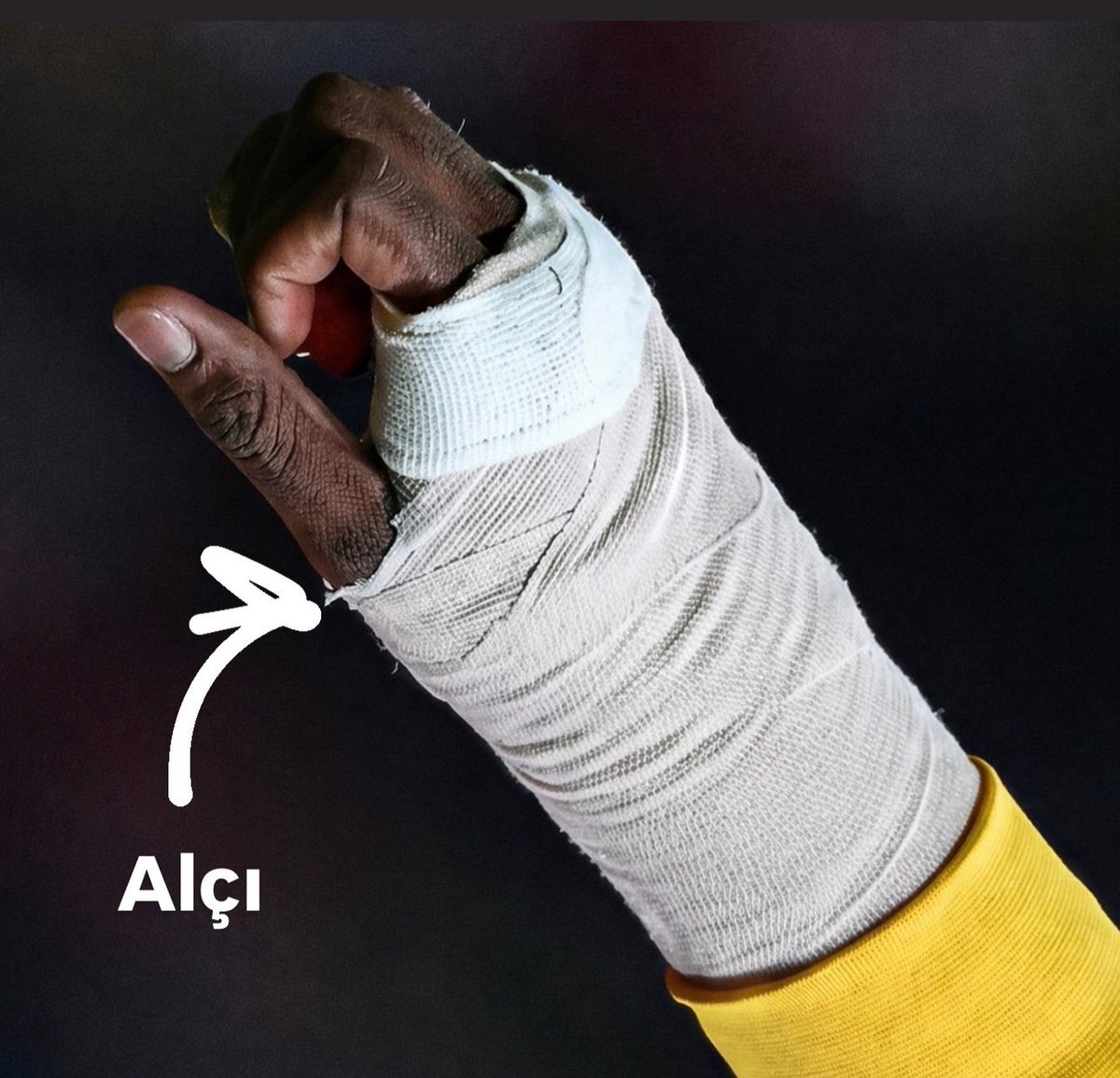 SiyahErcü tweet media