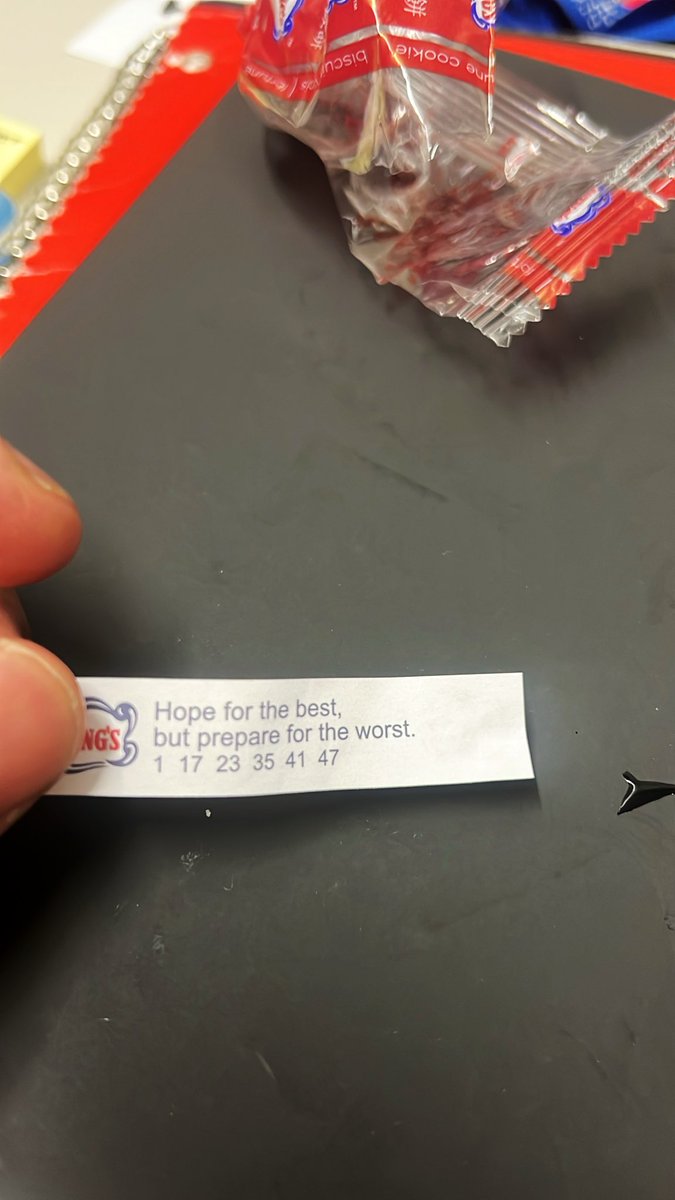 jonathan_i_e's tweet photo. I just asked the universe if Arsenal will win the EPL before I cracked my fortune cookie and 🫠🫠🫠 https://t.co/55OkfPj3E1