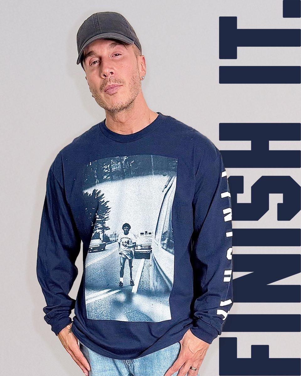 TerryFoxCanada's tweet photo. Shawn Desman for Terry Fox 🇨🇦

⚡️ Get your limited-edition #TerryFox merch and support cancer research today: https://t.co/4mFpxp1ey4

@DaRealSD
#FinishIt https://t.co/yJWV9bDobd