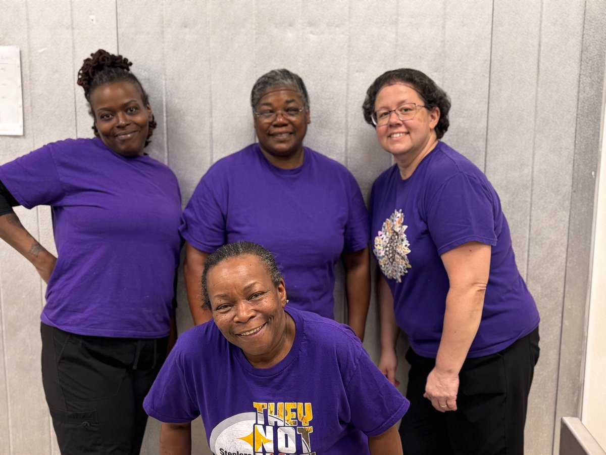 KCSDNutrition's tweet photo. Purple Day continues in Kershaw County School District. 💜🇺🇸 Teams wore purple to support military-connected students and honor military families. 👏💜✨

📸 Tavona Shaw

@kcsdschools #mykcsd #KershawSC #KershawSouthCarolina #Kershaw #SCschools #KershawCounty https://t.co/997QY3ceSR
