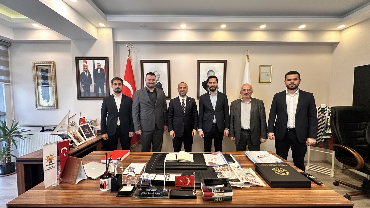58fatihyildiz's tweet photo. AK Parti Yalova İl Başkanımız Sn. Umut Güçlü’yü ziyaret ettik.

Değerli Başkanımıza nazik misafirperverlikleri için çok teşekkür ediyoruz.

@umutguclu @AkPartiYalova77 https://t.co/szxC8nW49X