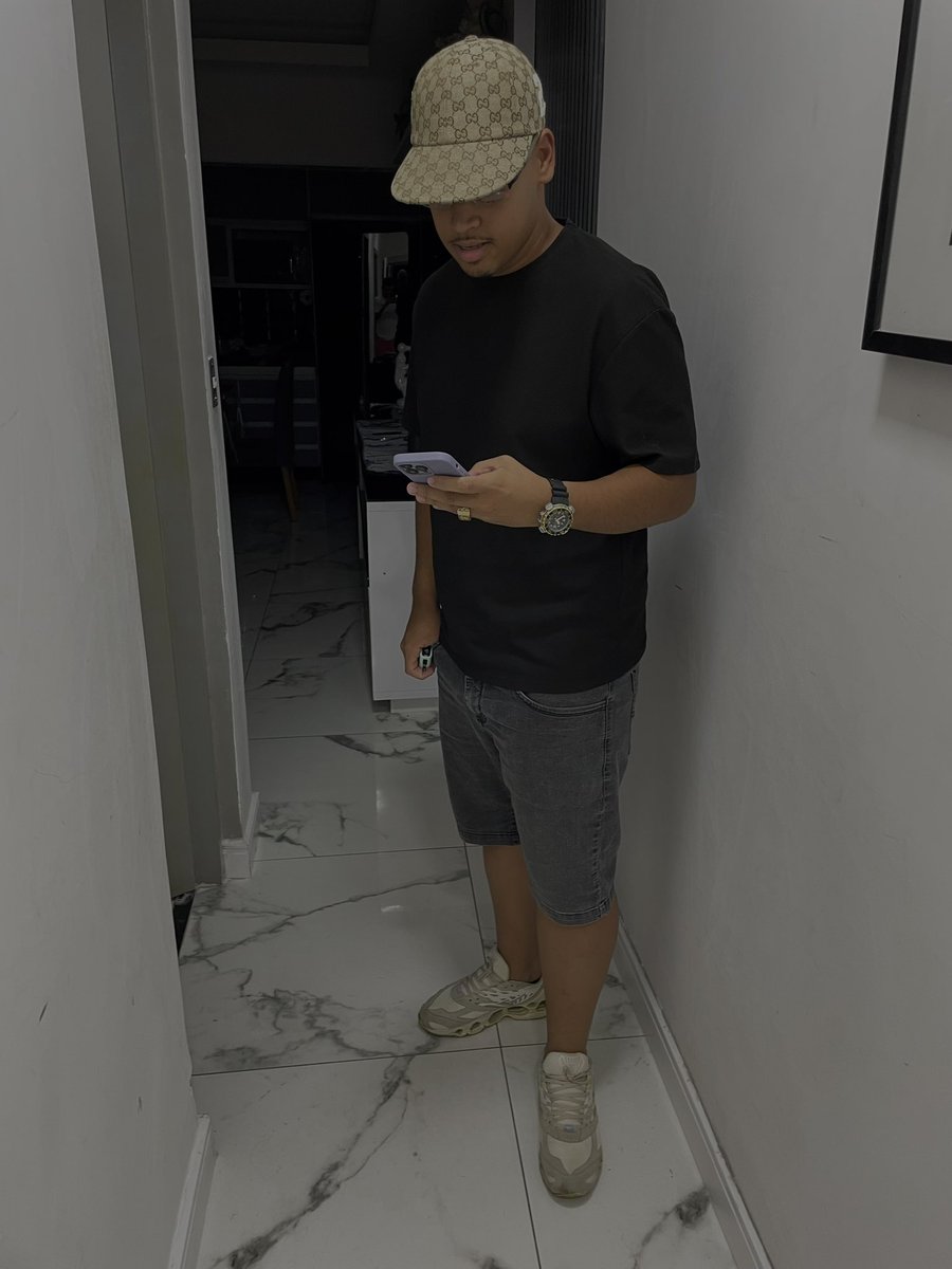 100% menó top tweet media