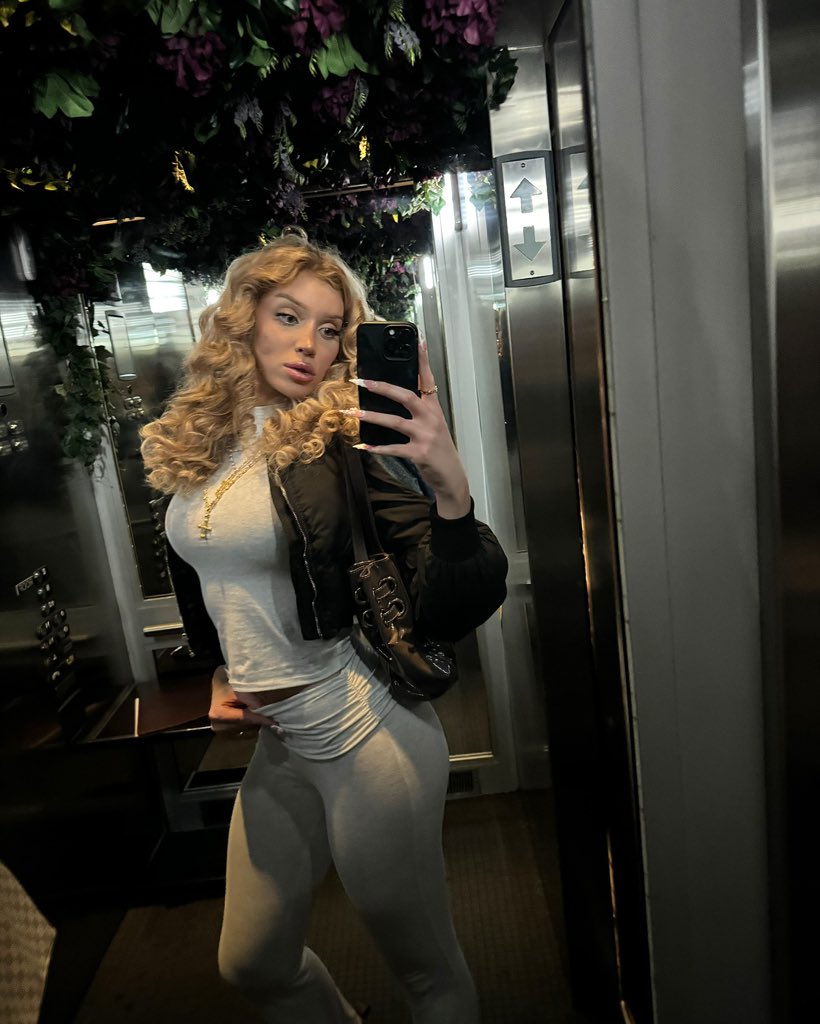 Drea💫🏳️‍⚧️ tweet media