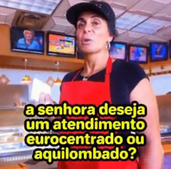 Entrei num restaurante e a mulher bufou pq tinha acabado de passar pano no chão