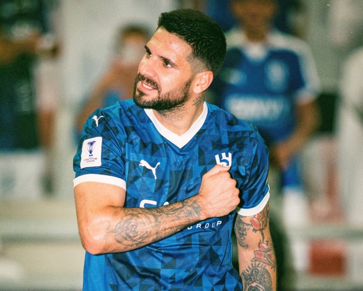 عـاصم tweet media