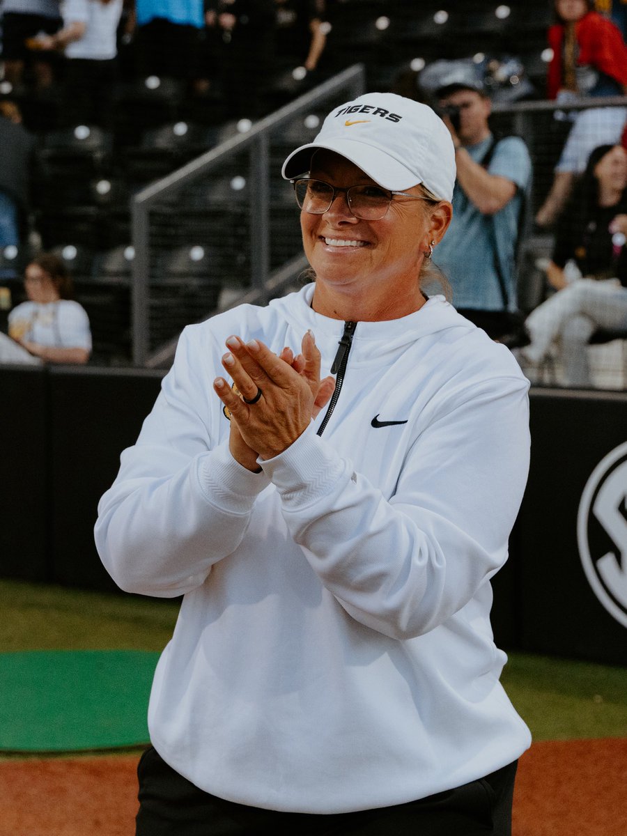 Larissa Anderson tweet media