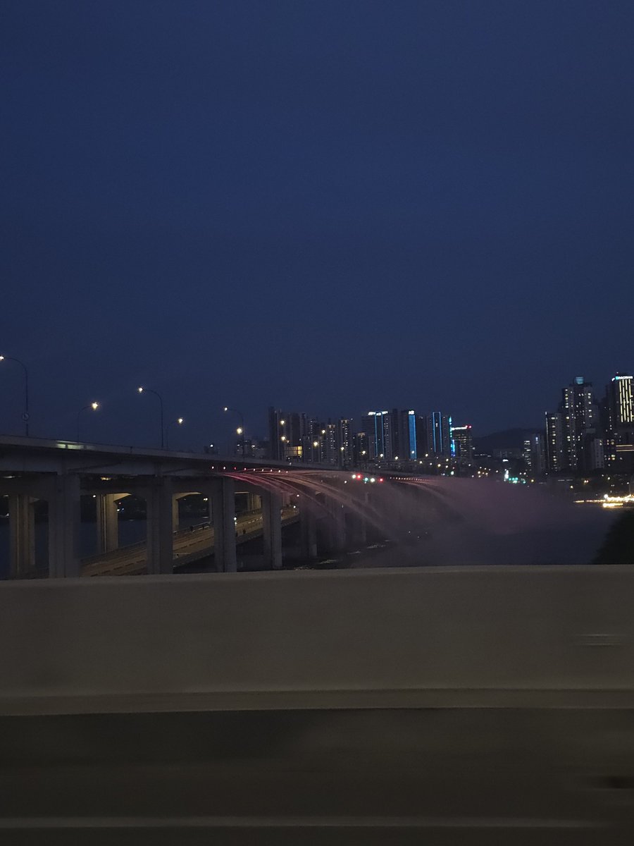 Treasurecharts tweet media