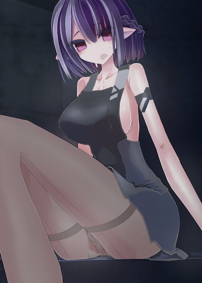 ドールズネストのコミカライズ版に出てきたインナー姿のハティがかわいかったので描きました。
戦闘型ニンフで鎧殻取り外した描写のある子、ゲーム中にほとんどいないので漫画版は新鮮でしたね… 