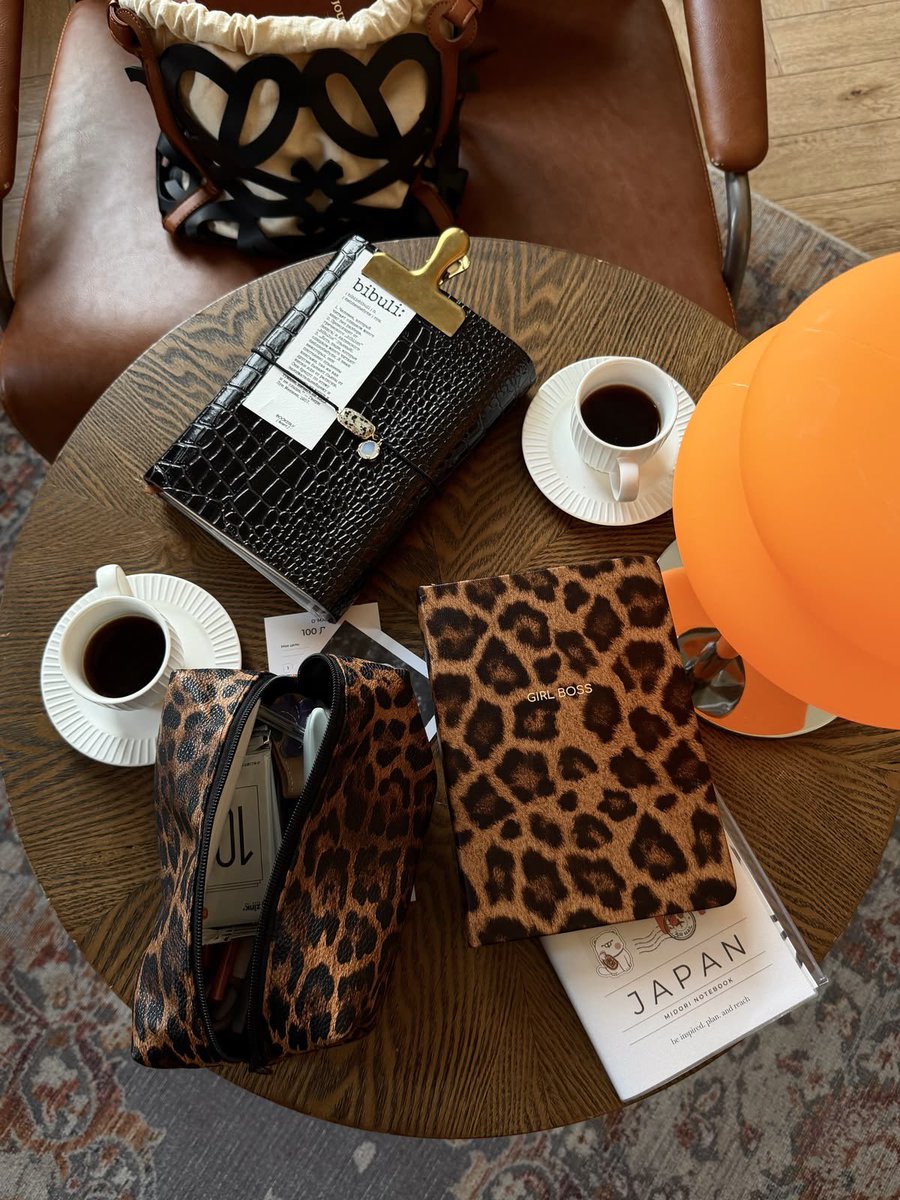 NAT ✩ dm to book tweet media