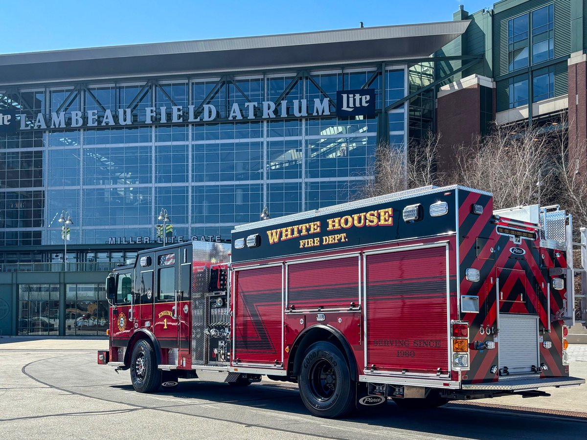 SiddonsMartin's tweet photo. White House FD had final inspection of their new Pierce Enforcer Pumper this week. We're as excited for the delivery of this great new rig! Thanks for your trust in Pierce and Siddons-Martin! #SiddonsMartinFamilly #firefighterschoosepierce #PierceMfg #fireengine #SiddonsMartinTN https://t.co/d76T5qOlGB