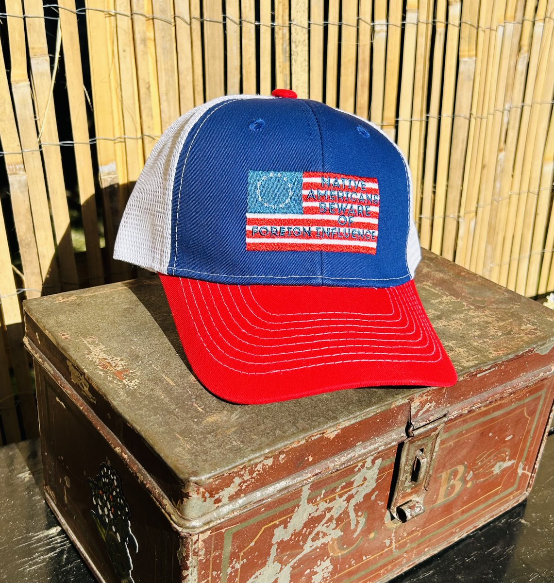 beauregardsshop's tweet image. New red, white, and blue "Native Americans Beware of Foreign Influence" trucker caps now available! 

beauregardstailor.shop/products/bewar…

#america #flag #history