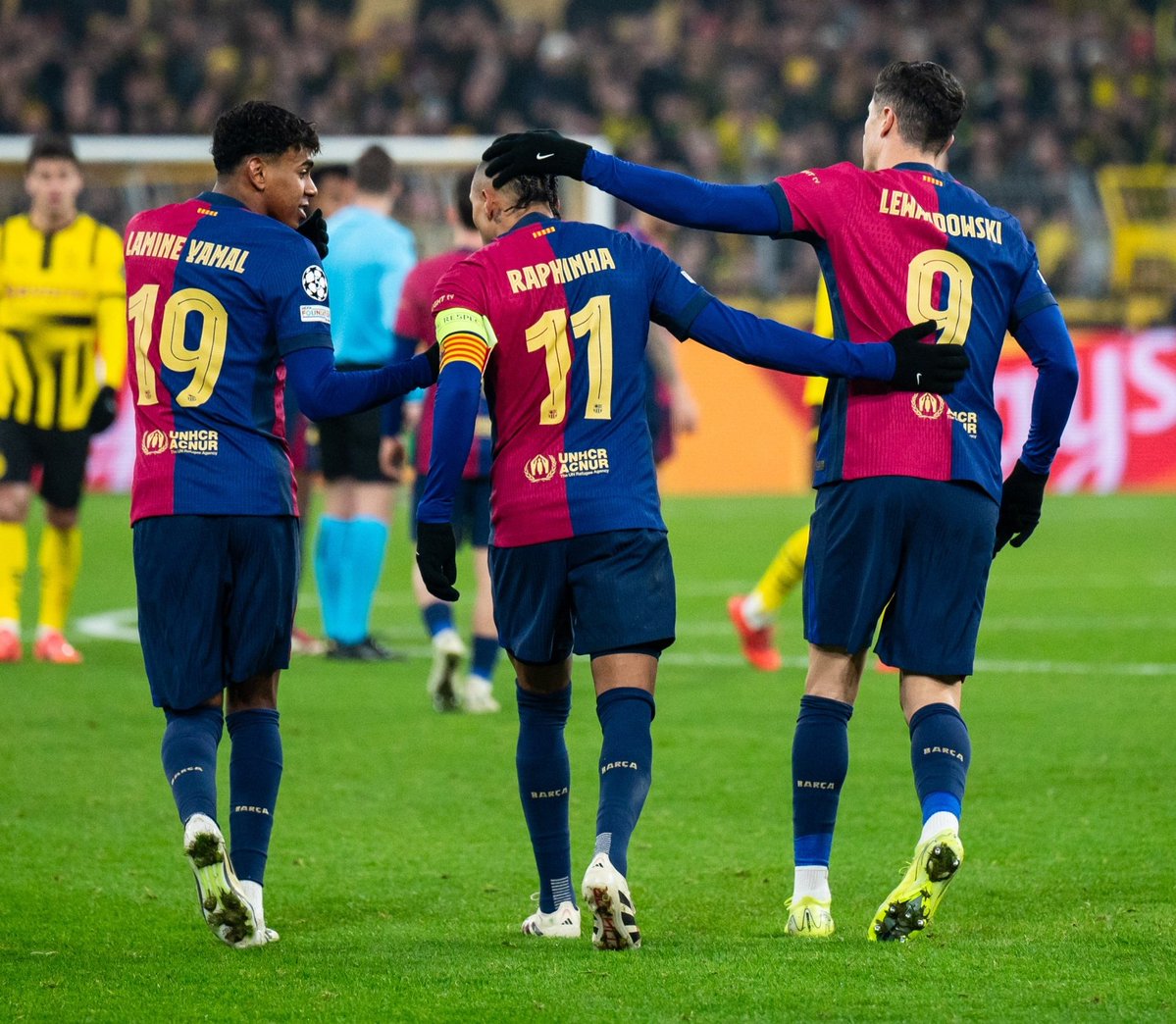 𝖤𝖫 𝖯𝖱𝖤𝖲𝖨𝖣𝖤𝖭𝖳 tweet media