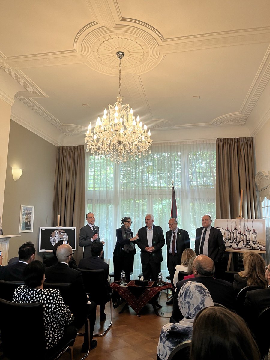 alhaq_org's tweet image. Al-Haq, @AlMezanCenter and @pchrgaza joined @FranceskAlbs at the Palestinian Mission to the Netherlands to update states on the deteriorating situation on the ground and the international crimes that continue to be committed by Israel against the #Palestinian people. #EndImpunity