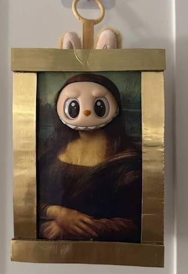 Ericwaynecomedy's tweet image. Louvre Labubu

 #LL #louvre #france #paris #labubu #art #painting #iran #aapl #tesla #spacex #MonaLisa