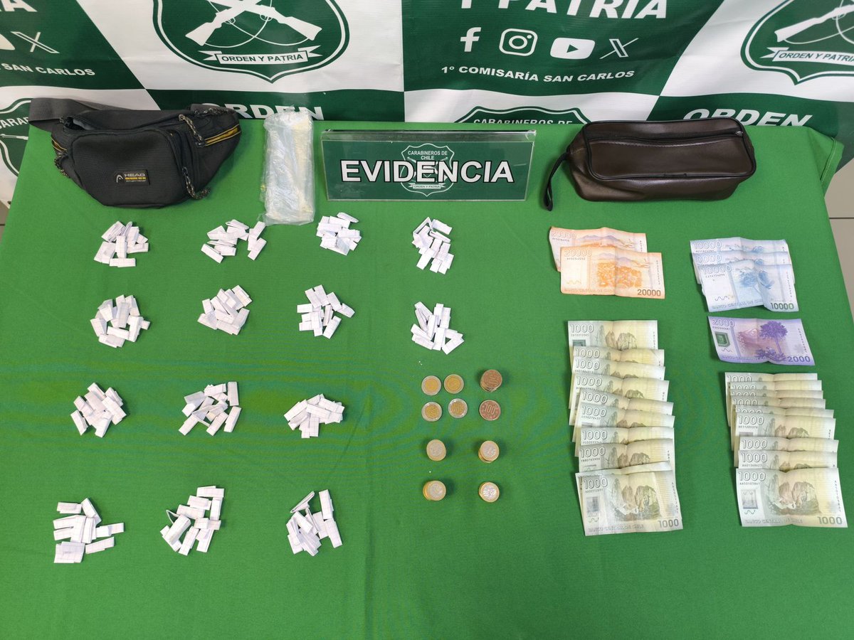 CarabNuble's tweet image. En fiscalizaciones realizadas en sectores de interés policial, Carabineros #SIP de la 1ª Comisaría #SanCarlos detuvo por microtráfico a sujeto a quien se le halló dosis de pasta base de cocaína y dinero en efectivo. El hombre fue detenido hace unas semanas por el mismo delito.