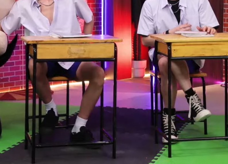 TrendforSanta's tweet image. daddy and papa 🖤🤍

PERTHSANTA DOMIIA LOVEYOU LH  

#GMMTVLiveHouse