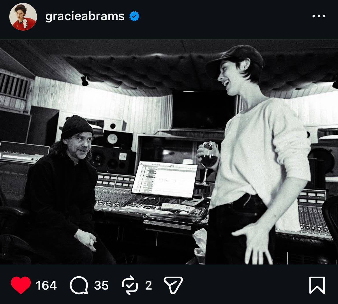 gracieabramsbulgaria tweet media