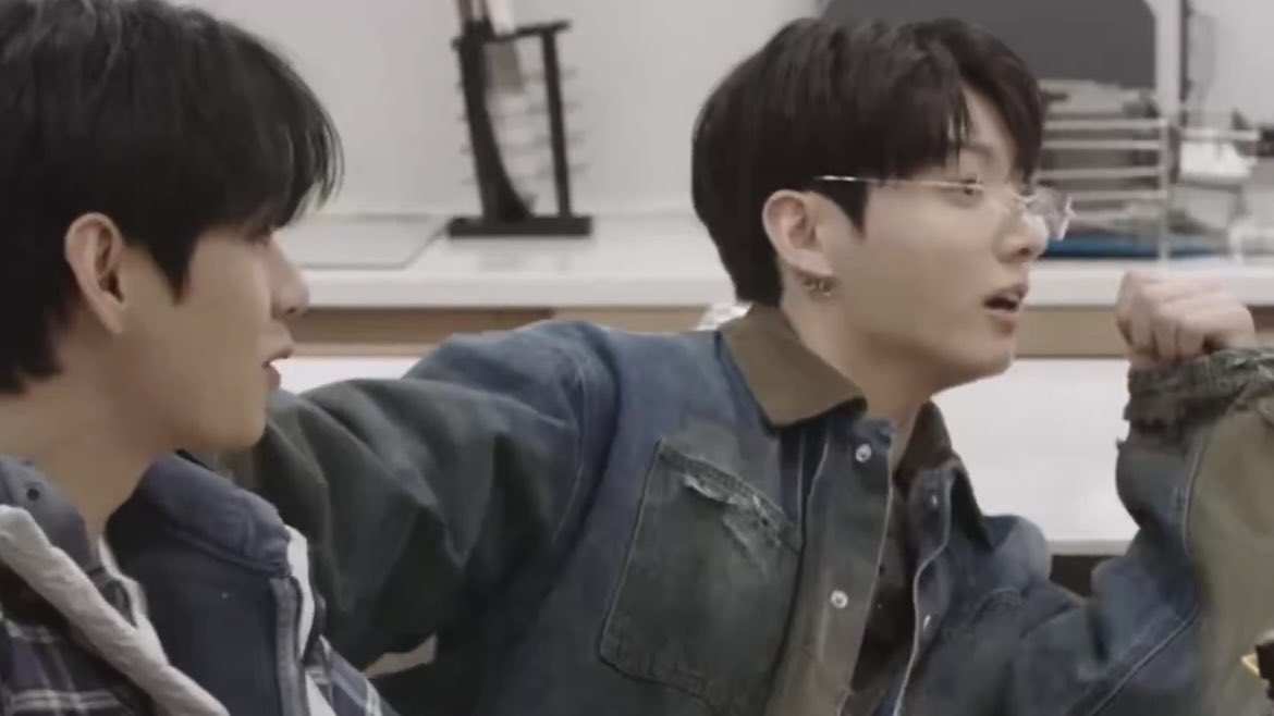 my meloromi 🐰🧸 tweet media