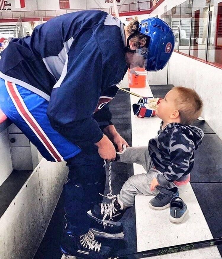 ilya rozanov
dad first, hockey second 💙