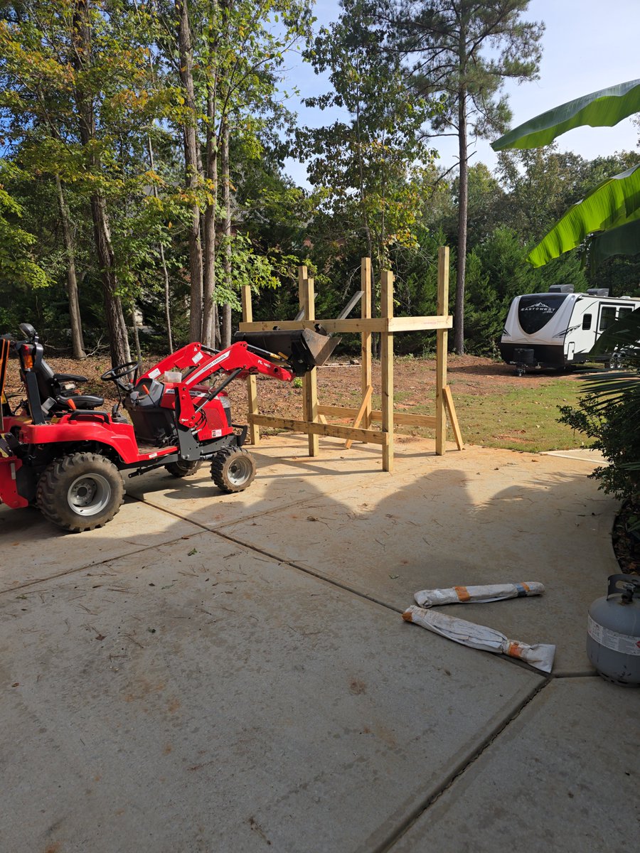 Brandon Livingston tweet media