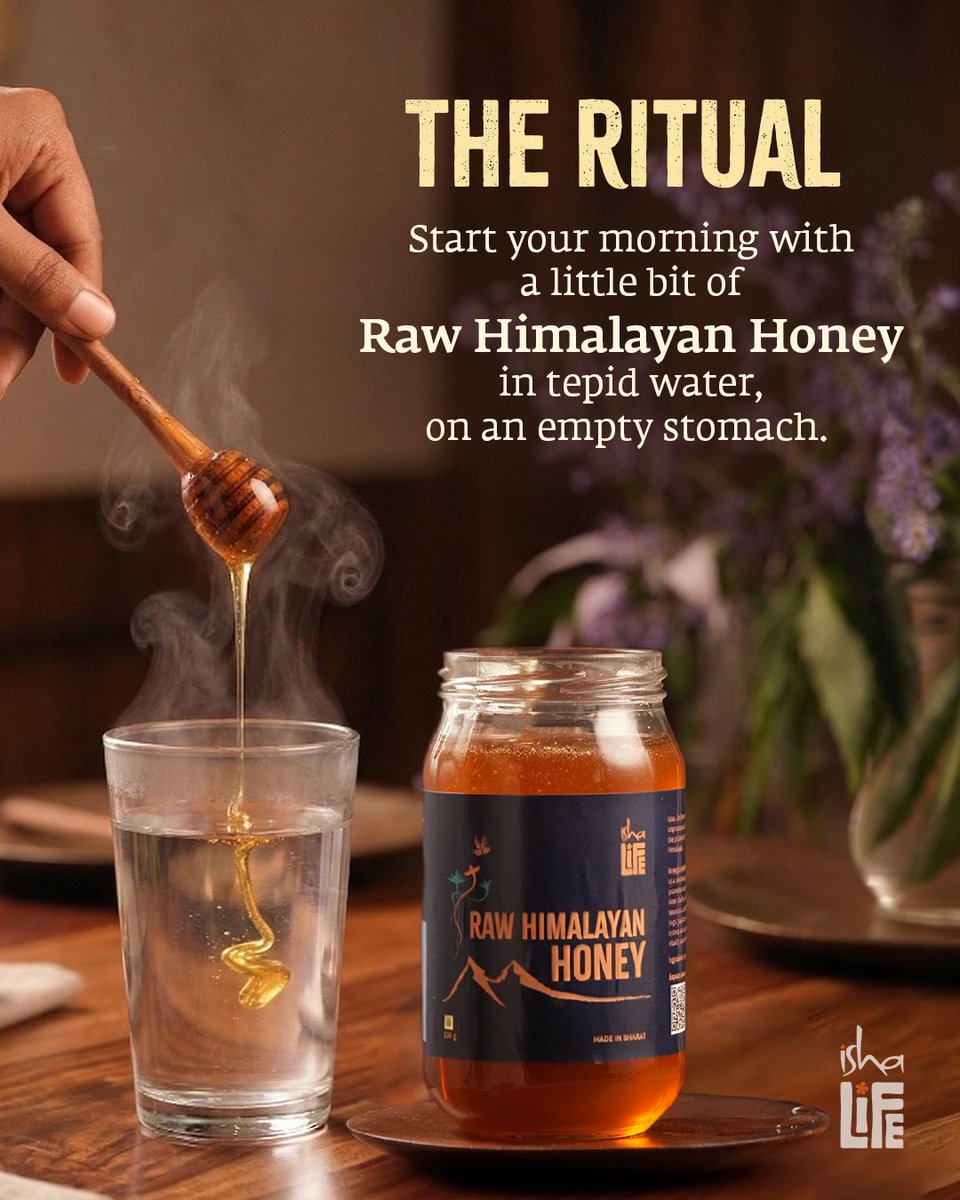 Ishalifeindia's tweet image. The secret of the Yogis is in how they prime their system 🧘 A simple ritual of raw honey in tepid water keeps you vibrant and stable for your daily practices 🍃☀️
​Choose tradition. Choose clarity. 🤍
​Shop at: ishalife.com
​#IshaLife | #DailySadhana | #HimalayanHoney
