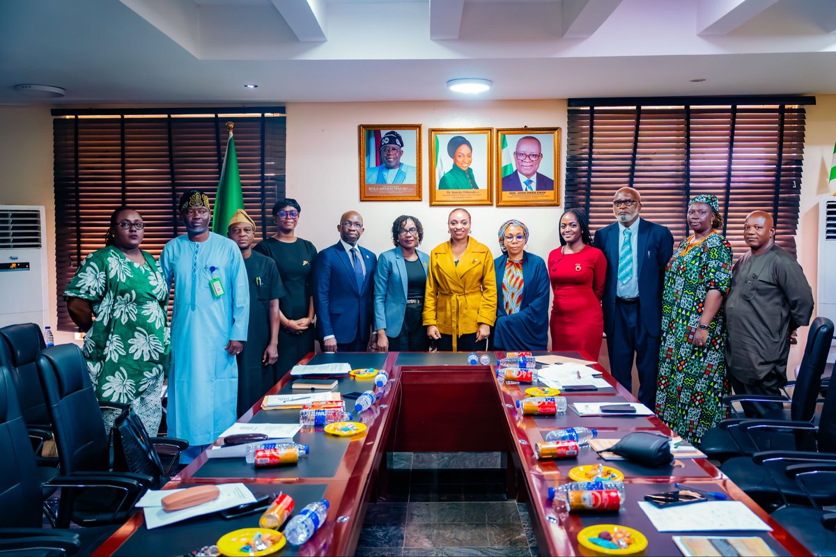 joduwole's tweet photo. The Inter-Ministerial IP Steering Committee, a vital body guiding the implementation of Nigeria’s first comprehensive intellectual property framework, met to assess the first-quarter progress of our Inter-Agency Coordination Group (ICG).

Engagements focused on positioning IP as an economic asset through legislative reform, cross-agency coordination, and stakeholder engagement - reinforcing a whole-of-government approach to deliver a robust, competitive, and enterprise-driven IP environment.

📸 @okeoluwasegunm 

#WeMove🇳🇬🇳🇬🇳🇬🌍🎯
#HMIndustryTradeInvestment
#NationBuilding #FMITI