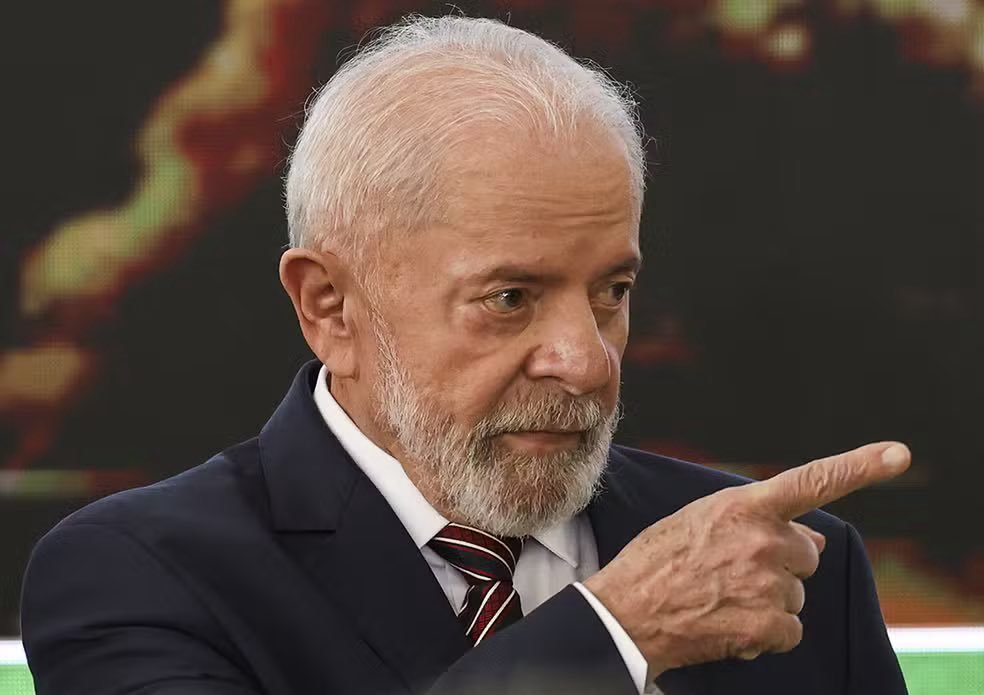 Pedro Rousseff tweet media