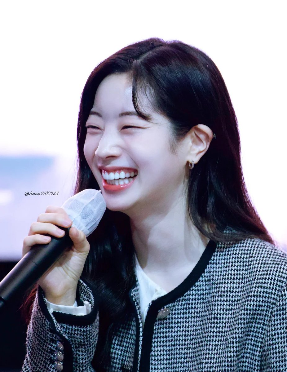 (다현) dahhyunner tweet media