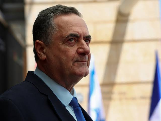 MOSSADil's tweet image. 🚨 ISRAEL PREPARES FOR NEXT STRIKE ON IRAN

Israeli Defense Minister Yisrael Katz signals a potential escalation:

Israel is ready to resume war against Iran.

✔️ IDF prepared for defensive + offensive operations
✔️ Targets already marked
✔️ Awaiting U.S. green light
✔️ Warning: