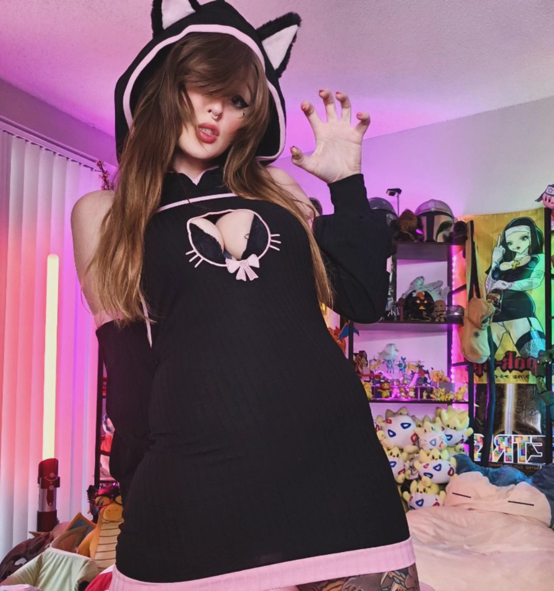 KittyKrystl's tweet image. New neko fit!!! More rayman2 n64 today a d possibly POKÉMON CARDS!

TWITCH.TV/KITTYKRYSTL 

#COSPLAY #COSPLAYGIRL #gamer #gamergirl #catgirl #twitch #n64 #Nintendo #pokemon